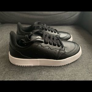 Adidas Supercourt J (Big Kids)